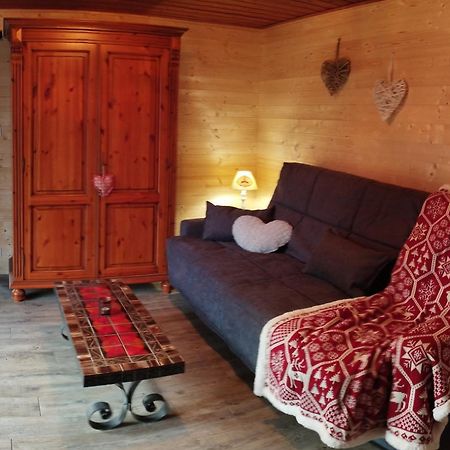 Chalet Au Bois Des Ecureuils Classe Trois Etoiles. Muhlbach-sur-Munster Bagian luar foto